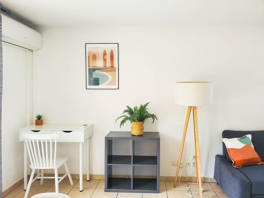 *Le Carpe Diem, Appartement 2 Chambres, Piscine, 2 Parking, Clim* モンペリエ エクステリア 写真